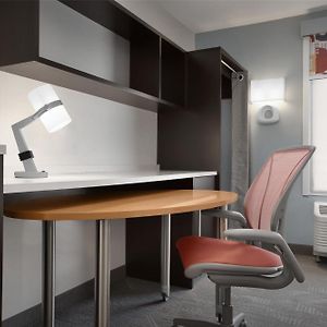 Queen Studio Mobility accessible